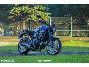 YAMAHA XSR 700