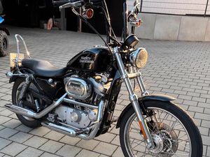 HARLEY-DAVIDSON SPORTSTER
