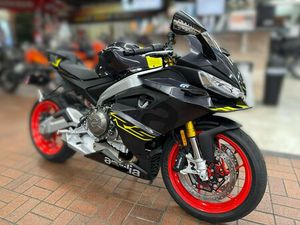 2026 APRILIA RS 660 BASE