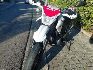 ② YAMAHA XTX660 SUPERMOTARD
