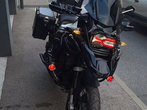 BMW R1250 GS ADVENTURE 2021 TRIPLE BLACK – FULL OPTIONS – 19 000 KM