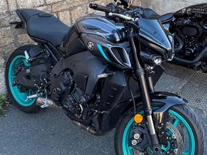 YAMAHA MT-10 1000 HYPER-NAKED PETROL MANUAL EURO 5 (160 PS) 998 CC