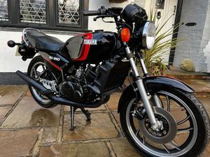 YAMAHA RD250 250 CC