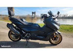 YAMAHA TMAX 160 TECH MAX