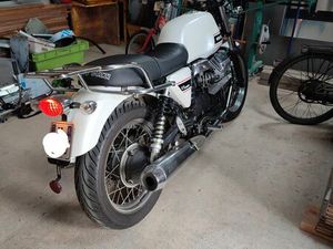 GUZZI V7 CLASSIC