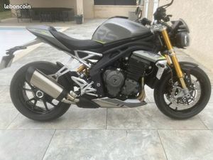TRIUMPH SPEED TRIPLE 1200 RS