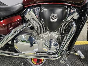 2005 HONDA® VTX™ 1300 C