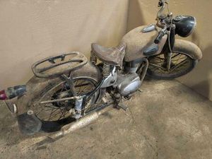 ② MOTOBECANE 125 CC DE1950