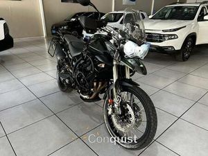 TRIUMPH TIGER 800 XC