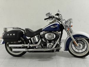 HARLEY DAVIDSON SOFTAIL DELUXE 1450 CARCAVELOS E PAREDE