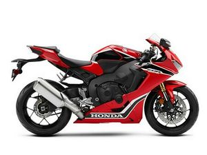 2017 HONDA® CBR1000RR