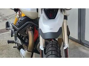 VENDO MOTO GUZZI V85 TT EVOCATIVE GRAPHICS (2021 - 23) USATA A SEVESO (CODICE 9884909) - M