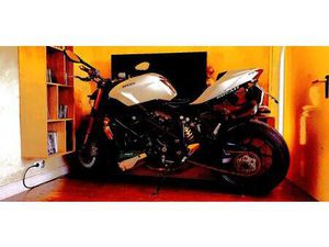 DUCATI STREETFIGHTER 1098