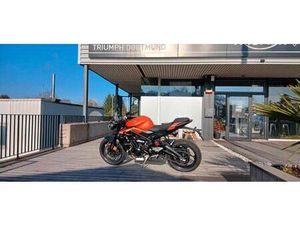 TRIUMPH STREET TRIPLE R