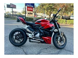 2022 DUCATI STREETFIGHTER V2