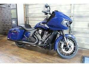 2025 INDIAN MOTORCYCLE® CHALLENGER® DARK HORSE® 112 W/POWERBAND AUDIO SPRINGFIELD BLUE