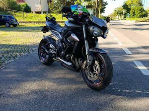 VENDO TRIUMPH STREET TRIPLE RS (2017 - 19) USATA A LANUVIO (CODICE 9884785) - MOTO.IT