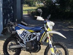 HUSQVARNA 701 ENDURO 2017 KTM 690 GDAŃSK ŚRÓDMIEŚCIE