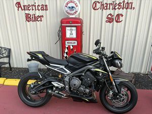 2022 TRIUMPH STREET TRIPLE RS MATTE JET BLACK