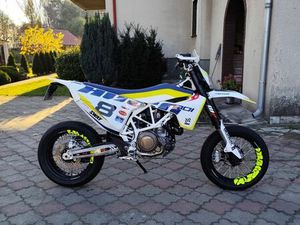 HUSQVARNA 701 SUPERMOTO SKORZĘCIN