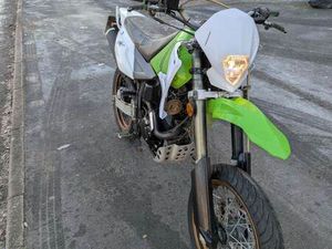 SINNIS APACHE 125 CC 12 MONTHS MOT, LIKE LEXMOTO ADRENALINE
