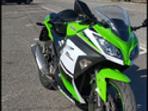 KAWASAKI NINJA 300 ABS