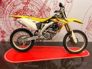 SUZUKI RM 250 2011