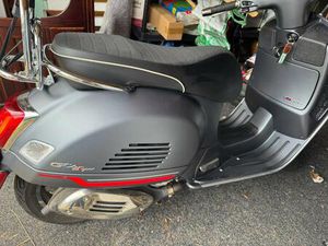 VESPA GTS 300 SUPERSPORT