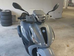 PIAGGIO MEDLEY 125 ABS S 2024 WIE NEU!