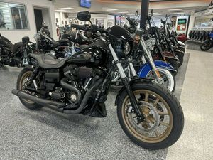 2016 HARLEY-DAVIDSON® LOW RIDER® S VIVID BLACK
