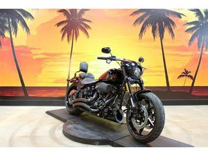 2016 HARLEY-DAVIDSON® FXSE