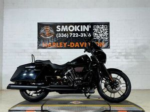 2018 HARLEY-DAVIDSON ROAD KING® SPECIAL