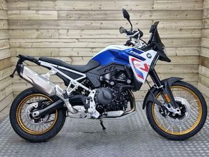 BMW F 900 GS 895 CC