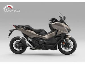 HONDA FORZA 750 DCT - PŘEDOBJEDNÁVKA S BONUSEM