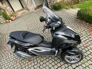 PIAGGIO MP3 300 YOURBAN LT THREE WHEELER PETROL AUTOMATIC (23 PS) 278 CC
