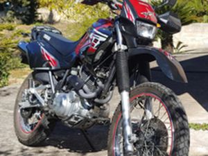 YAMAHA XT 600E 11.500KM COMPRESO PASSAGGIO