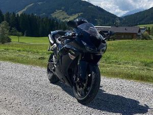 KAWASAKI NINJA ZX10-R 1000