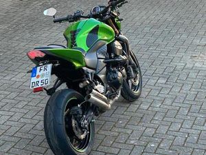 KAWASAKI Z750 MIT ABS UND FRISCHEM TÜV