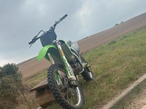 KAWASAKI KX250F BASTLER
