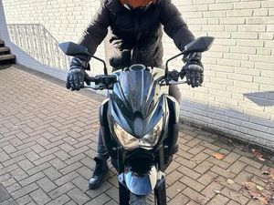 KAWASAKI Z800E VISION BLACK EDITION TÜV NEU 07/27