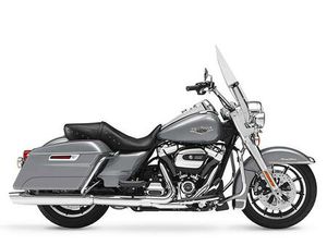 2017 HARLEY-DAVIDSON® ROAD KING® FLHR BLACK