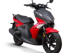 R AJÁNDÉK SISAK +TÉLI CSOMAG