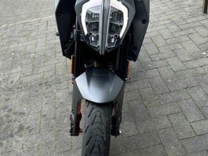 KTM DUKE 125