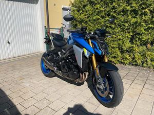 SUZUKI GSX-S 1000