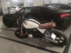 ZAMIENIĘ KAWASAKI ZR 550 CAFE RECER/ SPRZEDAŻ KRAKÓW BIEŻANÓW-PROKOCIM