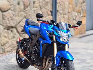 SUZUKI GSR 750 / BJ 2016