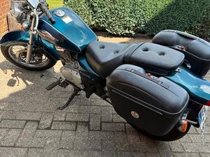 SUZUKI GZ 125 MARAUDER - NUR 8.969 KM - TÜV NEU BIS 04/2027