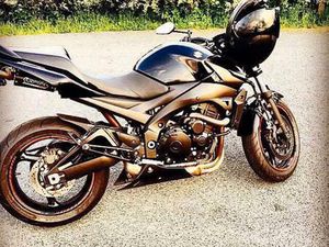 SUZUKI GSR 600 ABS MOTORRAD NAKED BIKE *TÜV NEU* *SERVICE NEU*