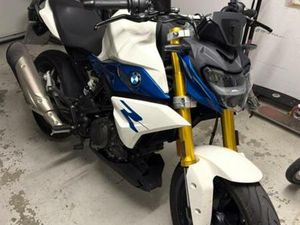 BMW G310 R
