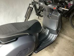 VESPA GTS 300 SUPER SPORT HPE